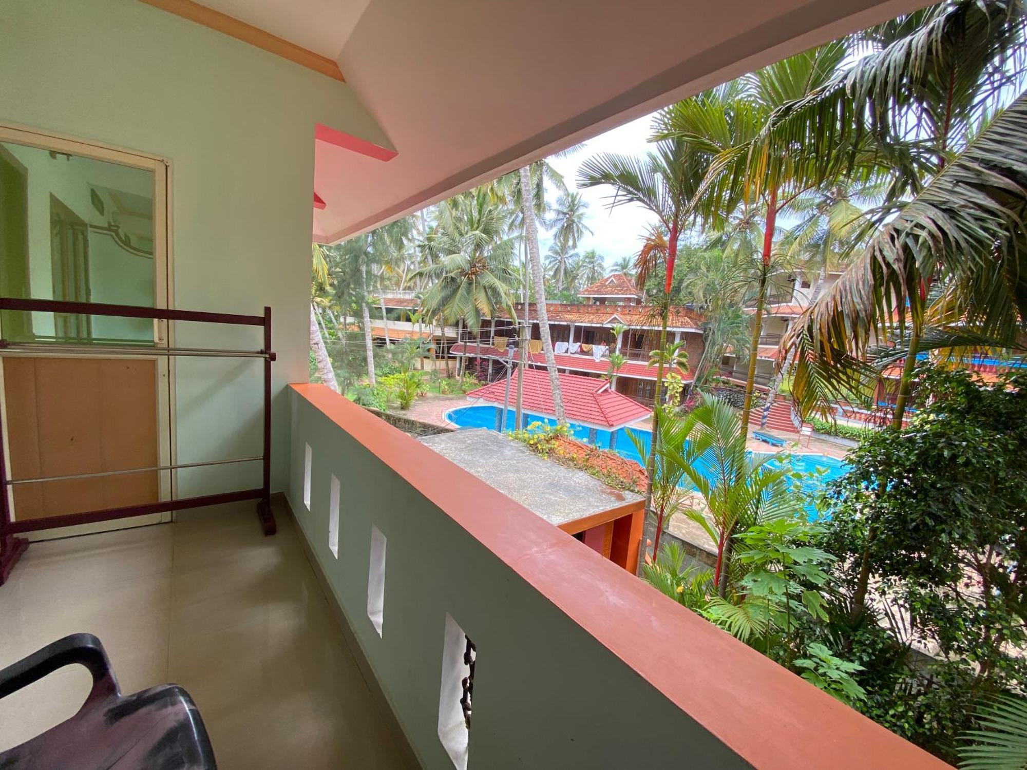 Packbag Comfort Bed & Breakfast Ковалам Экстерьер фото